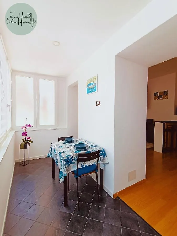 Ecohouse Panhormos - Smartworking Ready Apartment Palermo Italy