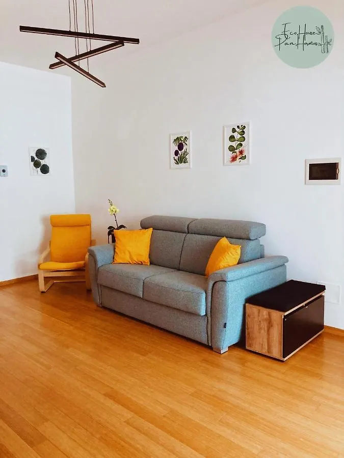 Ecohouse Panhormos - Smartworking Ready Apartment Palermo 0*,  Italy